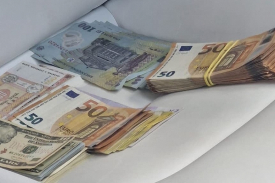Șeful Postului Vamal Intern Căușeni a fost reținut pentru 72 de ore de CNA și procurori pentru corupere pasivă