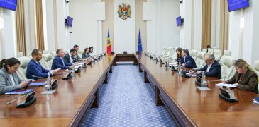 Dorin Recean și comisarul european pentru democrație, justiție și statul de drept în dialog despre reforma justiției