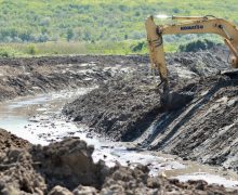 Alți 23 km din râul Botna vor fi curățiți în perimetrul a 6 localități: Costești, Pojăreni, Bardar, Ruseștii Noi, Văsieni și Ulmu