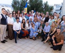 Igor Grosu a discutat cu comunitatea de moldoveni din Grecia