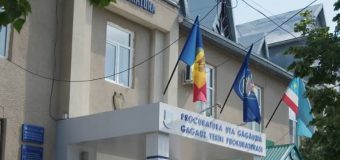 Medicul care a votat ilegal în locul bătrânilor din azilul din Comrat – condamnat și sancționat cu interdicție de acces în instituție în zilele alegerilor