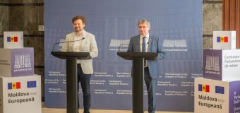 Ajutor de 1000 de lei pentru copiii din clasa 1-a până în a 9-a