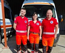 2 echipe de asistență medicală urgentă au asistat la nașterea unor gemeni