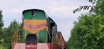 Trenul de intervenție a CFM a ajutat pompierii la lichidarea unui incendiu izbucnit în Capitală
