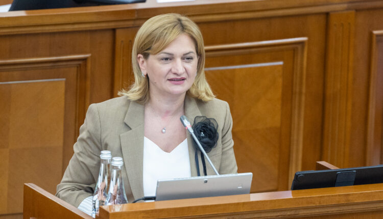 În ultima zi de duminică a lunii iunie va fi sărbătorită Ziua Taților