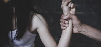 Un bărbat – condamnat la închisoare pentru violență în familie