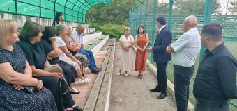 Iurie Muntean, la discuții cu locuitorii din Lipcani, Briceni