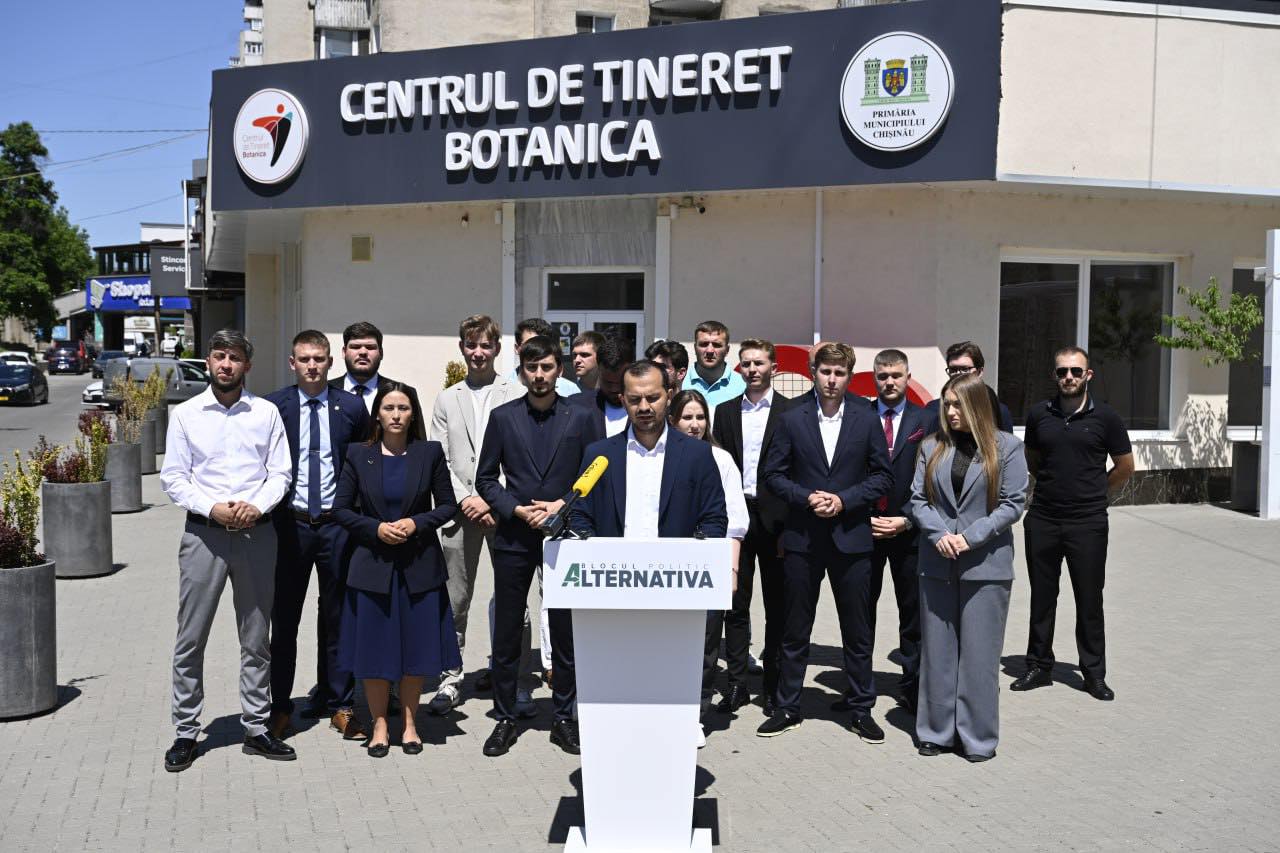 Blocul Alternativa a lansat un program dedicat tinerilor – „Viitorul începe de la TINEri”