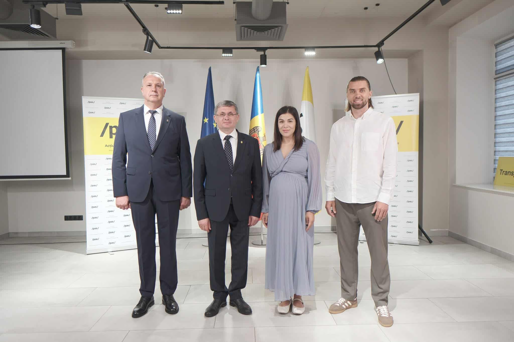 PAS continuă să-și suplinească lista la parlamentare cu personalități