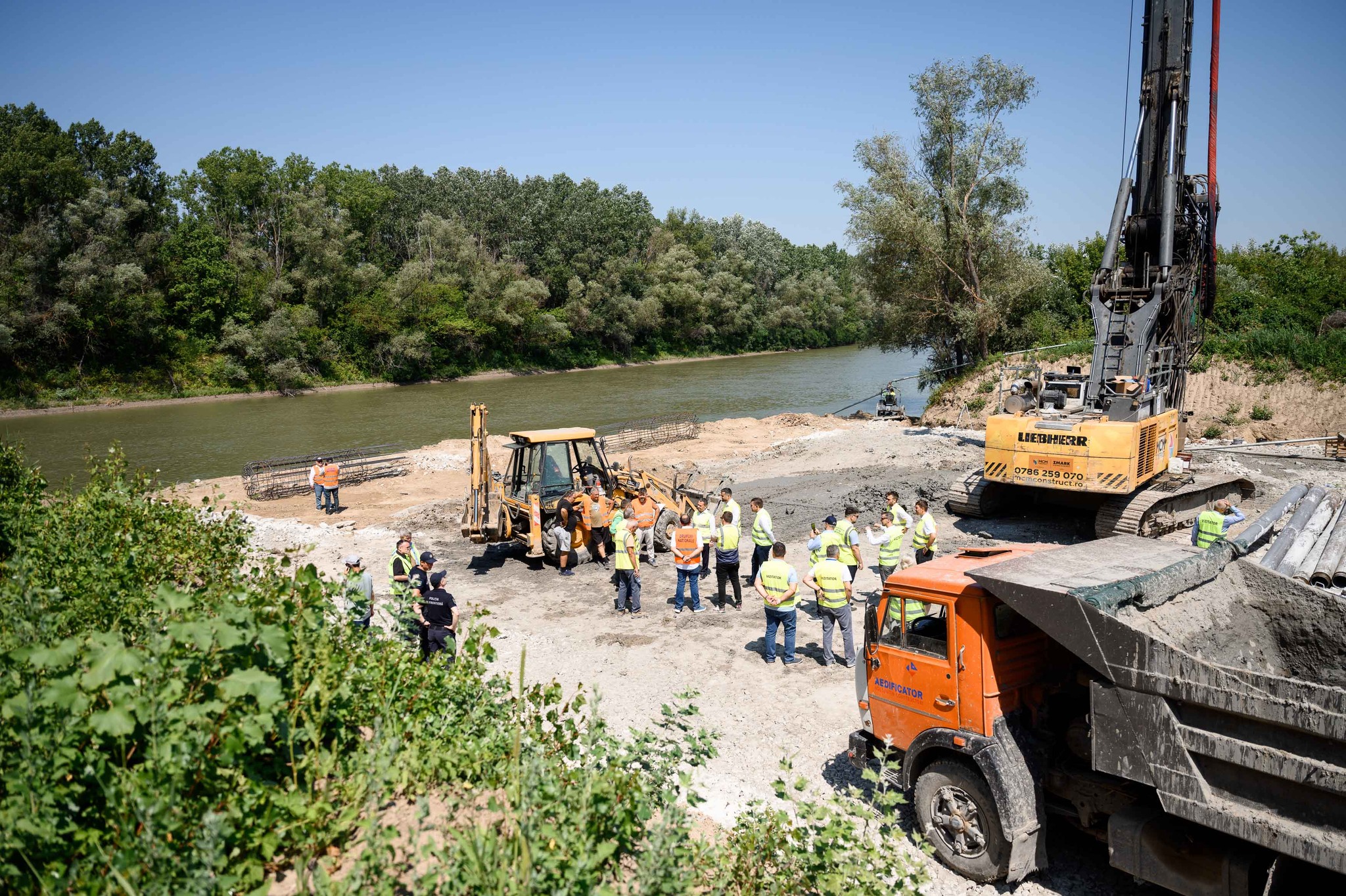 Lucrările de infrastructură care vor îmbunătăți legătura dintre Republica Moldova și România s-au aflat în centrul unei vizite comune la Ungheni