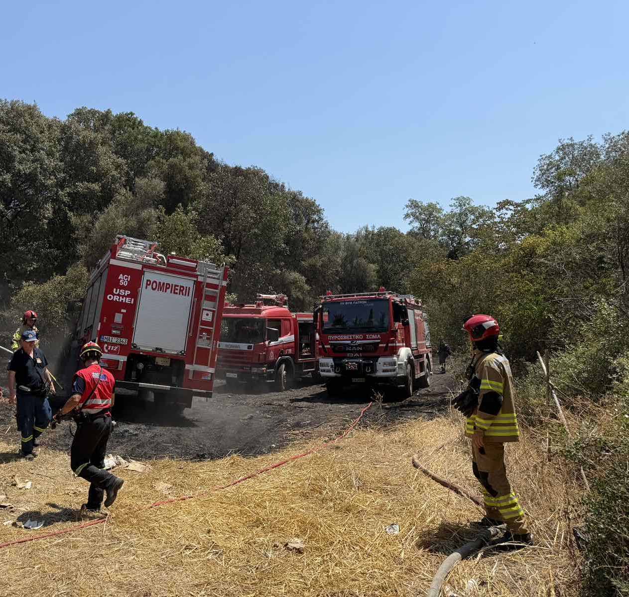 (FOTO) Pompierii moldoveni au intervenit în prima misiune de lichidare a incendiilor în Grecia