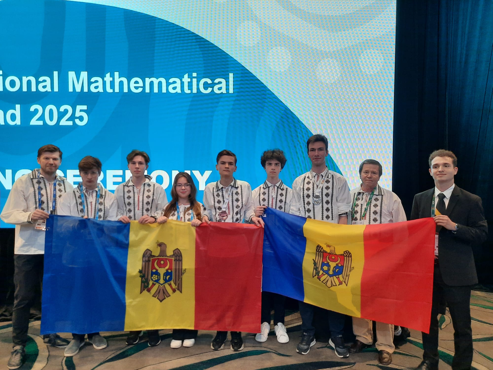 Medalie de argint, medalie de bronz și mențiune de onoare în cadrul Olimpiadei Internaționale de Matematică obținute de lotul olimpic al Republicii Moldova