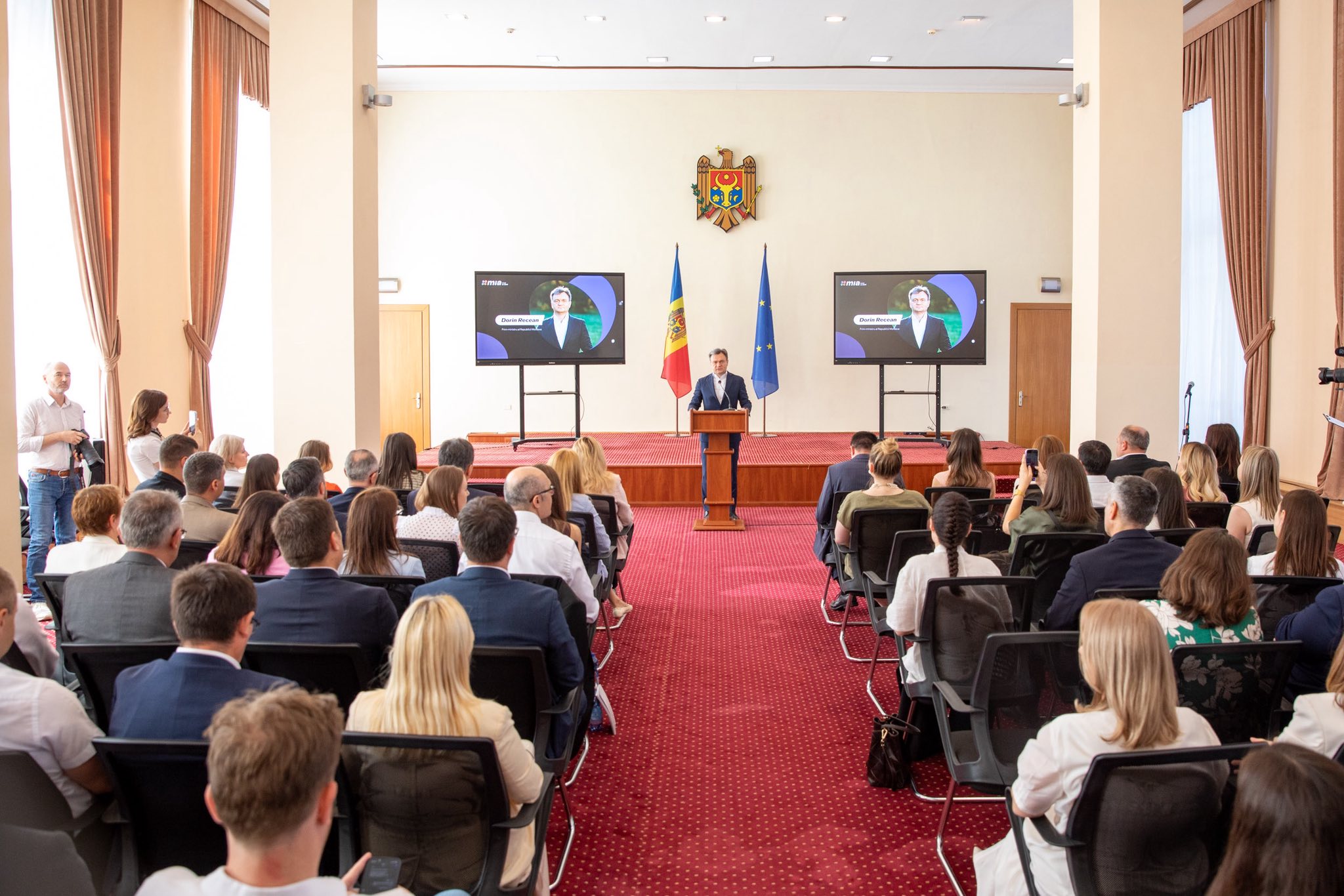 120 de servicii publice – disponibile prin MIA Plăți Instant