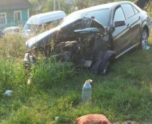 Accident grav la Leova. Un bărbat în stare avansată de ebrietate s-a ciocnit cu un automobil. O persoană a decedat
