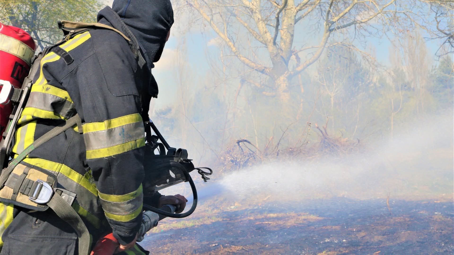 Avertizare – pericol excepțional de incendii cu caracter natural