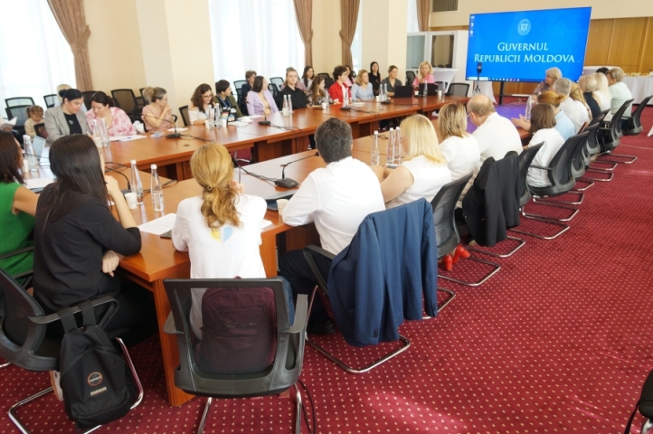 Discuții la Ministerul Educației privind facilitarea accesului la studii superioare pentru tinerii refugiați din Ucraina