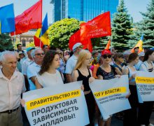 PSRM a protestat la Ministerul Agriculturii: Agricultura dispare sub guvernarea PAS