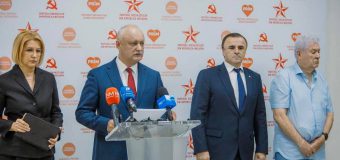 4 lideri politici de opoziție au format un bloc la parlamentare