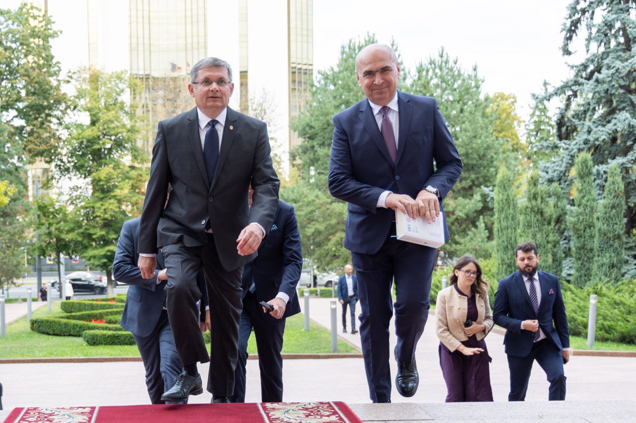 Președintele Parlamentului, Igor Grosu, a avut o întrevedere cu Prim-ministrul României, Ilie Bolojan