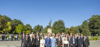 Reprezentanții BEP au depus flori la monumentul lui Ștefan cel Mare