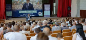 Andrei Năstase s-a lansat oficial în campanie: O atmosferă caldă și profund emoționantă a străjuit această minunată zi Mândrești, baștina mea