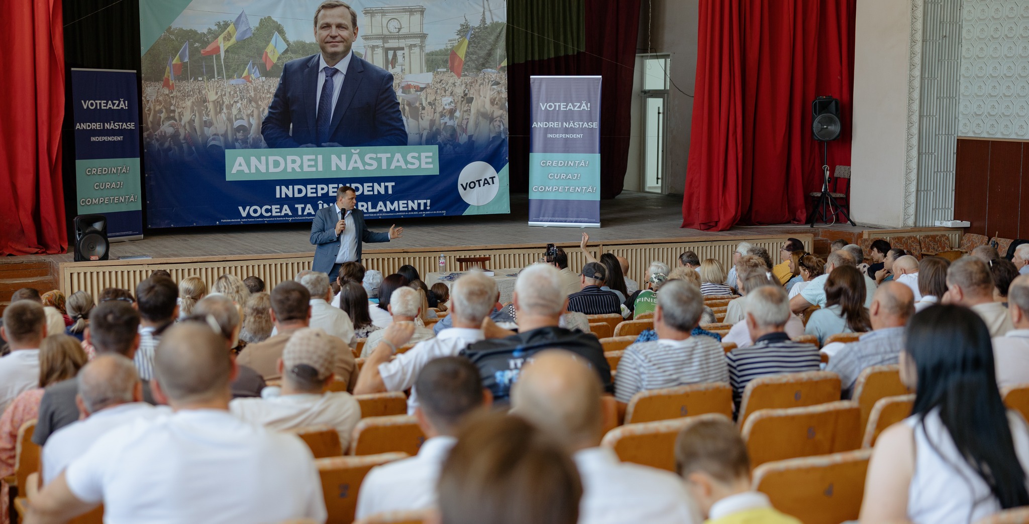 Andrei Năstase s-a lansat oficial în campanie: O atmosferă caldă și profund emoționantă a străjuit această minunată zi Mândrești, baștina mea