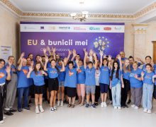 Echipa „EuroFetele din sat”, câștigătoarea ediției din sudul țării a concursului „EU & bunicii mei”