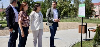 Ministrul Mediului – în discuții cu primarii și locuitorii din Dominteni și Chestrosu despre proiectele de mediu implementate