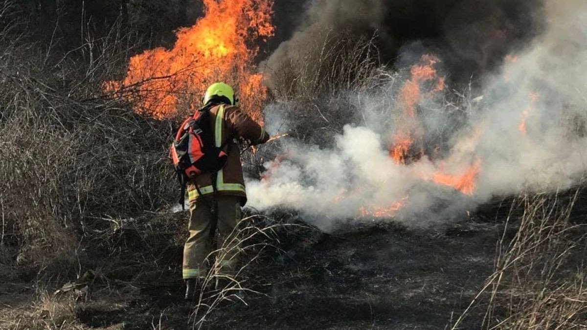 Avertizare pericol excepțional de incendii cu caracter natural