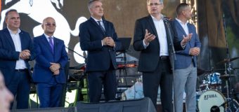 Igor Grosu i-a felicitat pe locuitorii oraşului Ungheni cu ocazia Hramului