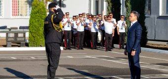 Dorin Recean a felicitat polițiștii Brigăzii „Fulger” cu ocazia celei de-a 34 aniversări a independenței Republicii Moldova