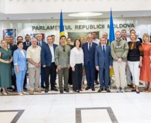 Expoziție la Parlament: Războiul din Ucraina prin ochii fotografului Serhii Himiuș