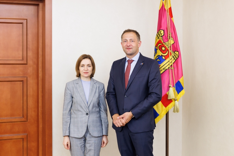 Maia Sandu a discutat cu Comisarul european Christophe Hansen despre sprijinul UE pentru producătorii agricoli