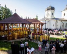 Igor Dodon a participat la Sfânta Liturghie cu prilejul cinstirii lui Gavriil Bănulescu-Bodoni