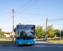 Numărul călătorilor și a rutelor de transport public municipal din Chișinău, în creștere