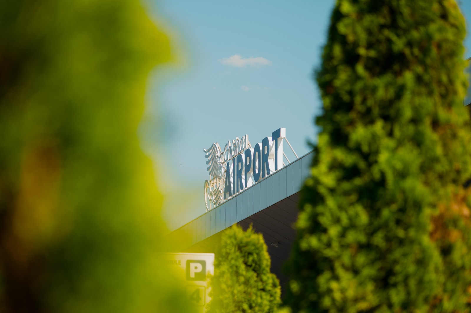 Acces limitat în terminalul Aeroportului Chișinău din 25 septembrie
