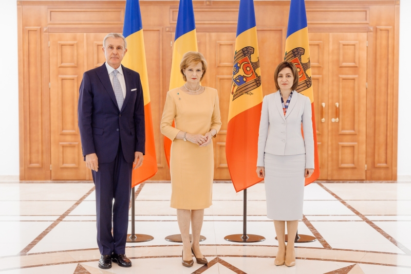 Maia Sandu a avut o întrevedere cu Majestatea Sa Margareta, Custodele Coroanei Române, și Alteța Sa Regală Principele Radu