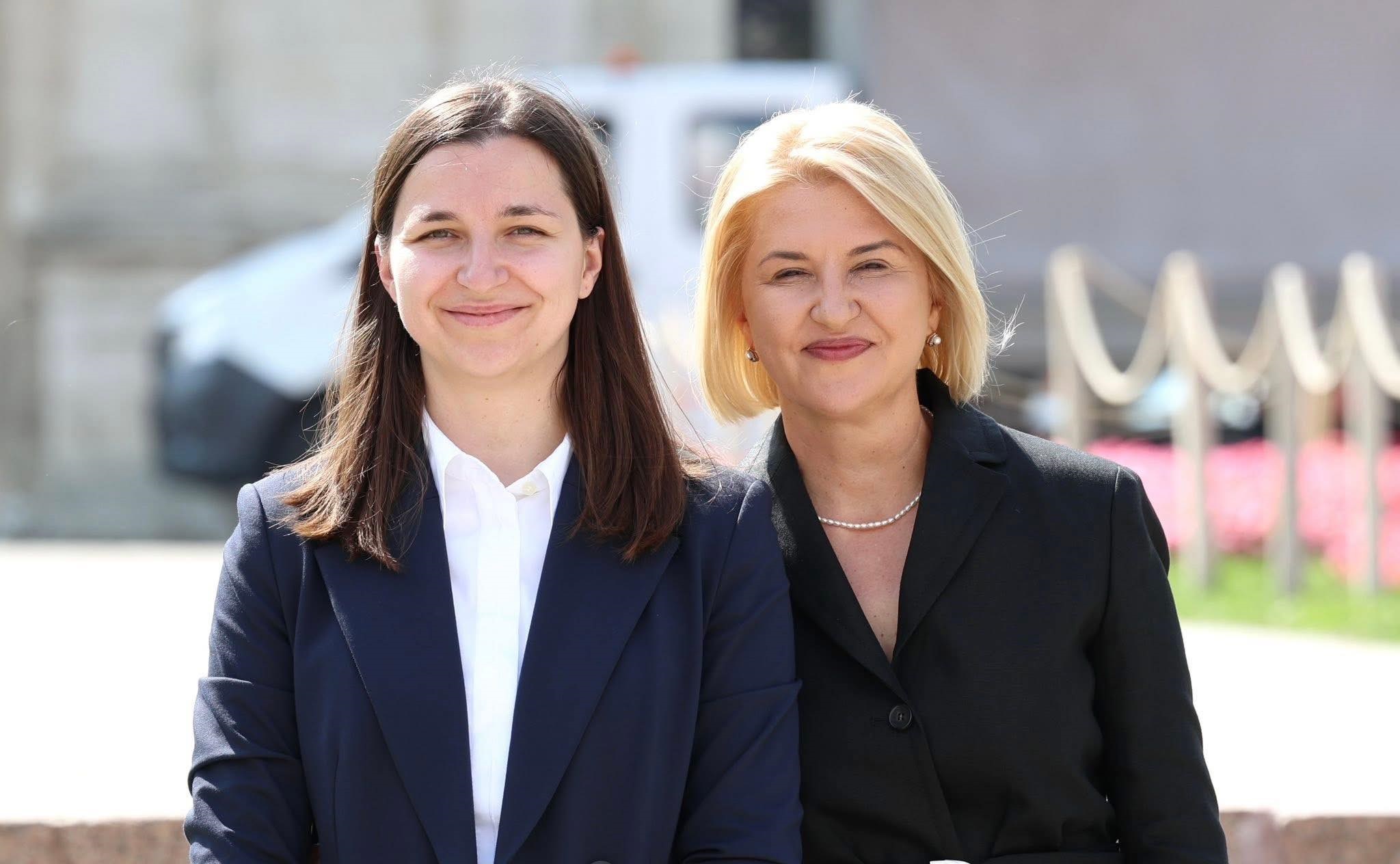 Fiica sa e omagiată! Irina Vlah: Deschisă, sinceră, fină, muncitoare, disciplinată și mega responsabilă – așa ești și așa să fii mereu în viață!