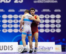 Argint și bronz pentru sportivii moldoveni la Campionatul Mondial de lupte U-23