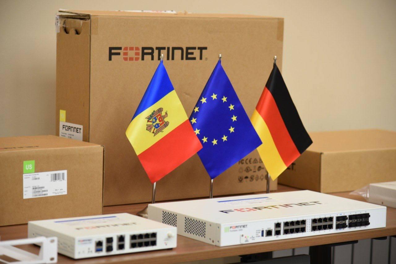 Echipamente moderne de securitate cibernetică donate de Guvernul Germaniei pentru Poliția Națională