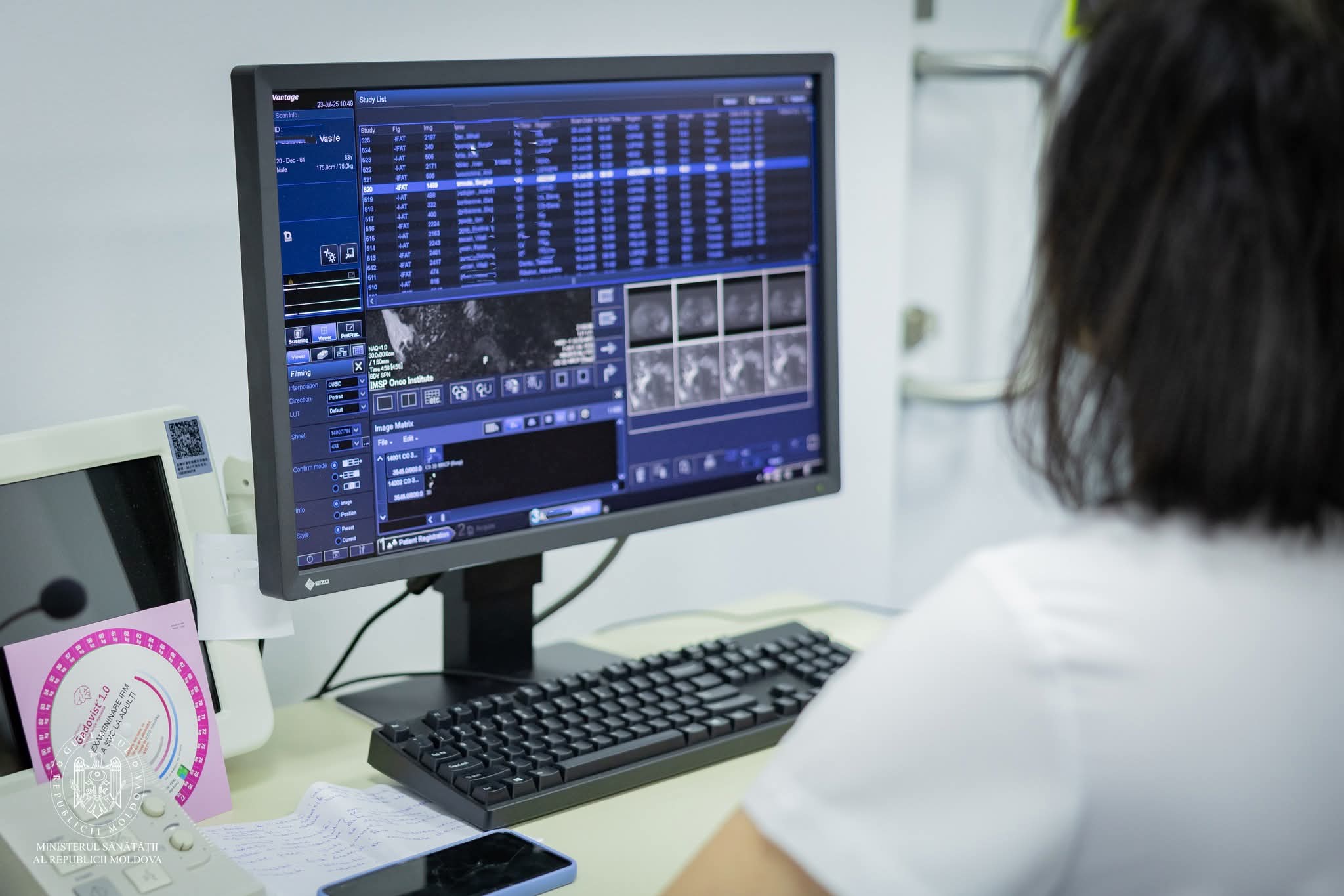 Octombrie, luna conștientizării cancerului mamar: Ministerul Sănătății susține prevenția și depistarea precoce