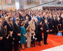 Maia Sandu a participat la București la slujba de sfințire a picturii Catedralei Naționale