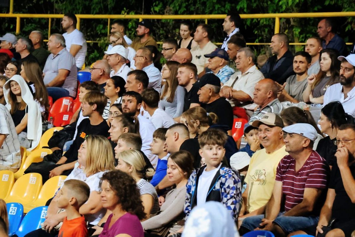 Unde mergem în weekend să privim fotbal