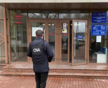 CNA investighează o schema de corupție cu diplome false în domeniul chirurgiei estetice