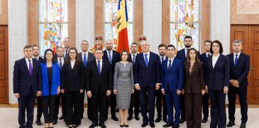 Guvernul Munteanu a depus jurământul de învestire