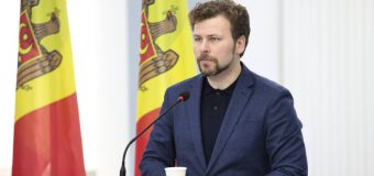 MEC pune la dispoziția Primăriei Chișinău două clădiri pentru creșterea numărului de locuri disponibile în școli și propune municipalității o serie de soluții pentru decongestionarea claselor cu 35-40 de elevi