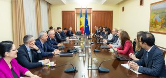 Prioritățile actuale ale Guvernului au fost discutate la întrevederea prim-ministrului cu echipa Fondului Monetar Internațional