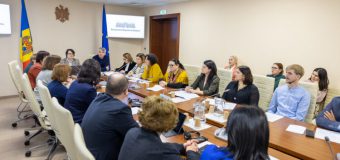Audieri publice despre prevenirea și combaterea consumului de droguri printre copii, organizate pe platforma Comisiei pentru protecție socială, sănătate și familie