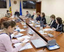 Curtea de Conturi a prezentat în Comisia parlamentară de profil concluziile auditurilor la Ministerul Educației și Cercetării și Ministerul Culturii