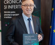Cei peste 40 de ani de experiență – într-o carte! Profesorul Veaceslav Moșin a lansat nouă carte de specialitate „Endometria Cronică și Infertilitatea”